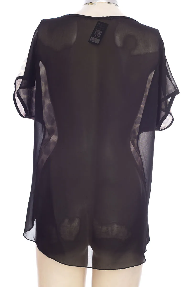 Blusa color Negro - Derek