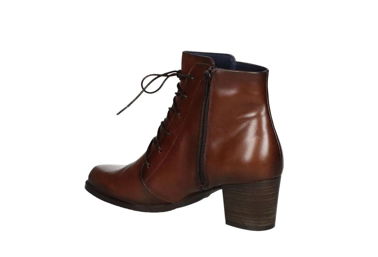 Botin Piel Marron Cordones y Cremallera