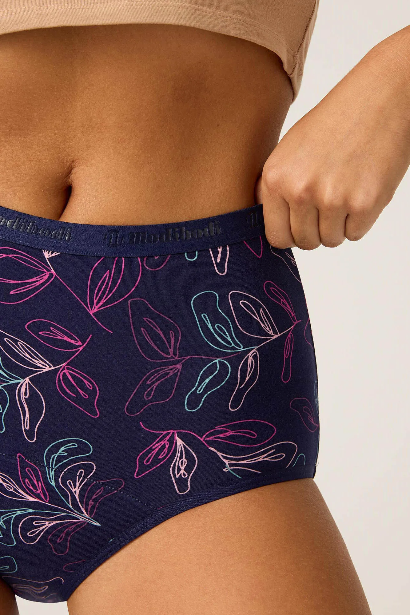 Braga menstrual clásica brief alta bambú Passion Vine Navy absorción moderada abundante 