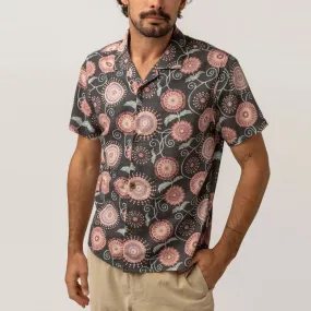 Camisa Rhythm: Protea Linen SS Shirt (Black)