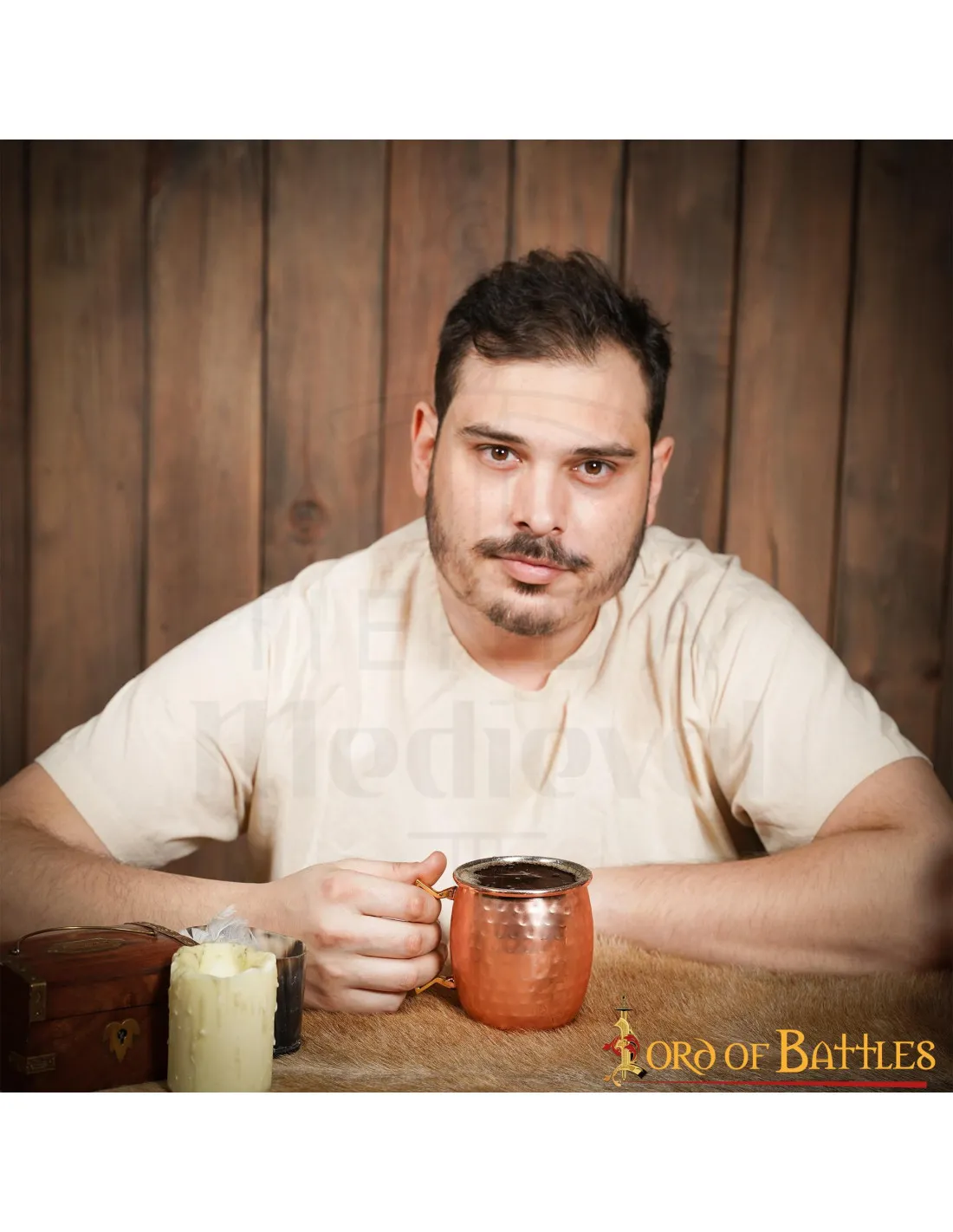 Taza medieval para beber de acero chapado en cobre